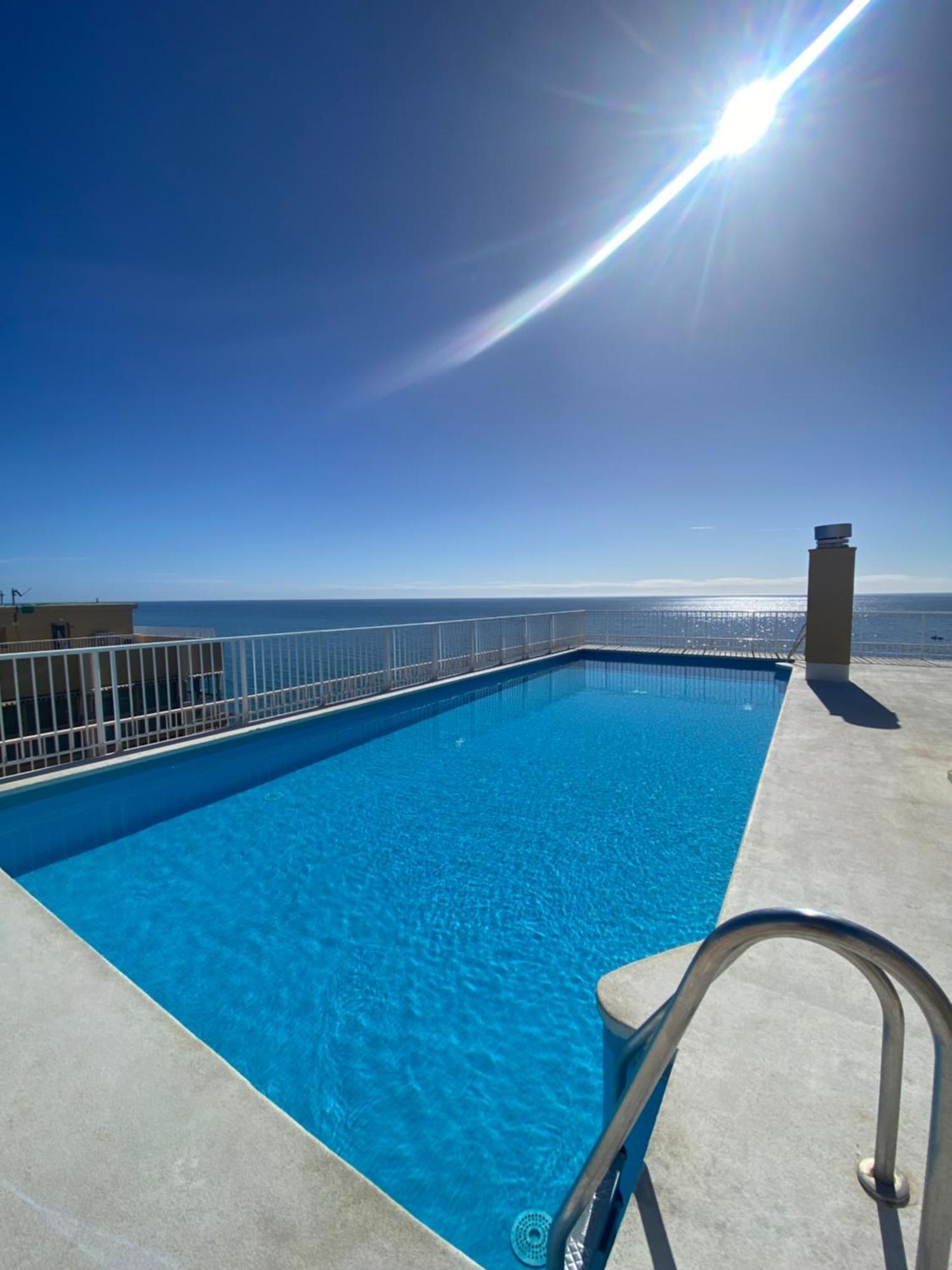 Marbella Beachfront Edificio Mayoral Primera Linea De Playa Y Centro Ciudad Con Barco Opcional 외부 사진